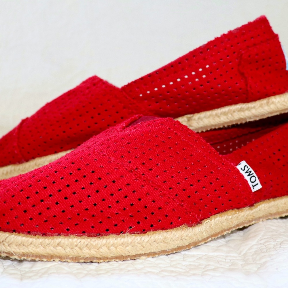 Toms Slip On